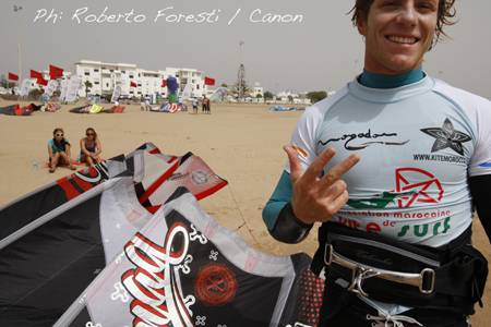 Pro Kiteboard Tour PKRA - DAY 2 Essaouira Kiteboard World Cup 2010 / 12
