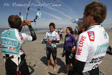 Pro Kiteboard Tour PKRA - DAY 3 Palmolive Kitesurf World Cup 2010 / 8