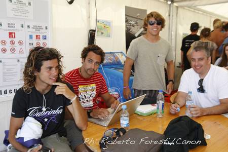 Pro Kiteboard Tour PKRA - DAY 3 Palmolive Kitesurf World Cup 2010 / 5