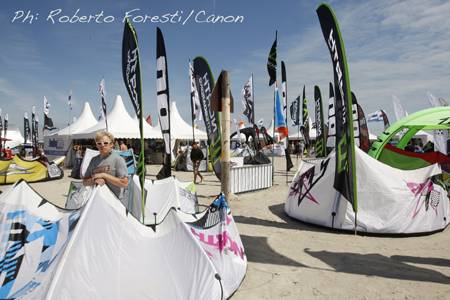 Pro Kiteboard Tour PKRA - DAY 3 Palmolive Kitesurf World Cup 2010 / 3