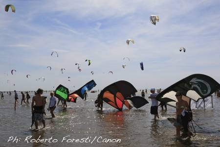 Pro Kiteboard Tour PKRA - DAY 4 Palmolive Kitesurf World Cup 2010 / 3