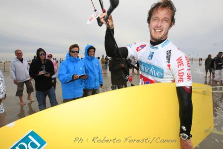 Pro Kiteboard Tour PKRA - DAY 6 Palmolive Kitesurf World Cup 2010 / 6