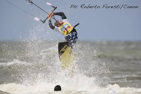 Pro Kiteboard Tour PKRA - DAY 8 Palmolive Kitesurf World Cup 2010 / 11