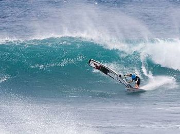 Fly TAP - Low-cost windsurf carriage to Sal - Windsurfing News
