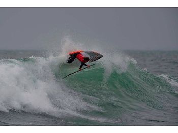 Keahi goes back to the future in Indo - Sessions part 2 - Stand Up Paddle News