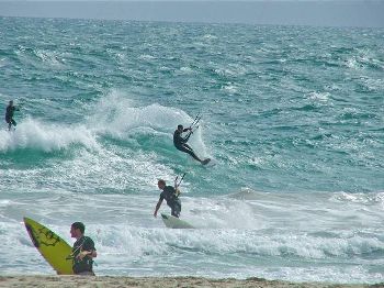 Safe Kiting Guidelines - Kitesurfing Articles